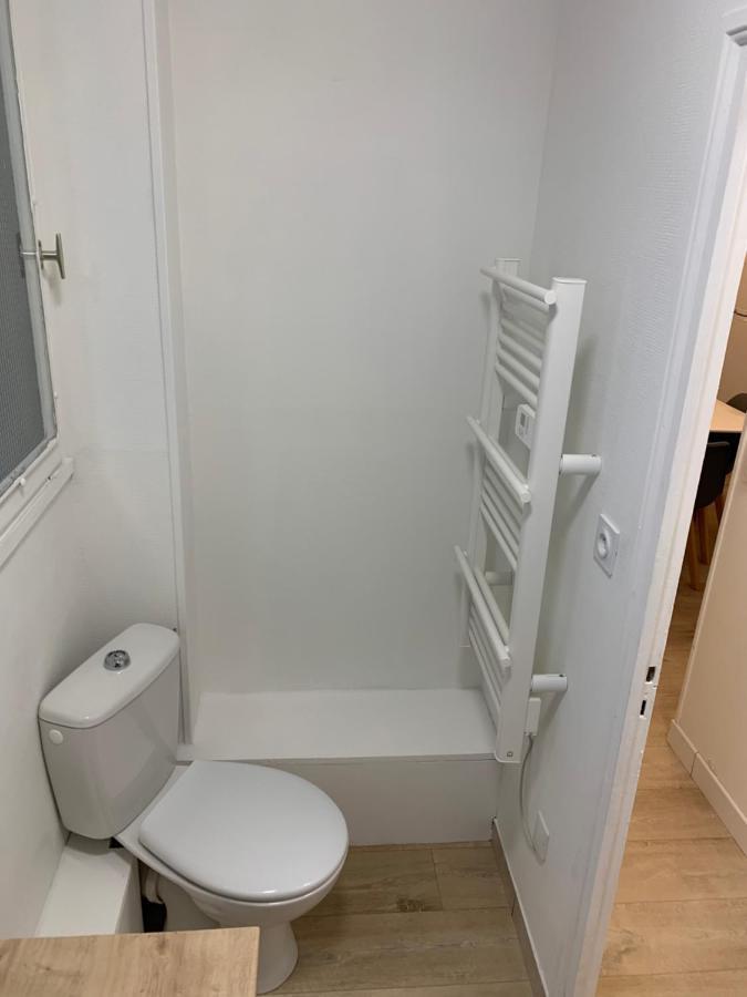 L Effet Mer 70M2 Avec 2 Chambres Doubles Avec Parking 1 Voiture Gratuit, Netflix Disney Plus Disponible Lits Faits A L Arrive Serviettes De Toilettes Fournies 迪耶普 外观 照片